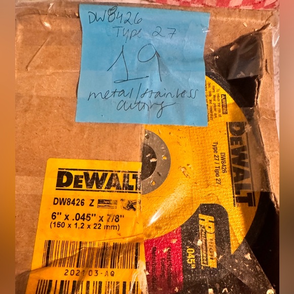 DW8426 DeWalt 6-Inch Metal Cutting Discs .045” Box of 19 NEW - Picture 1 of 1